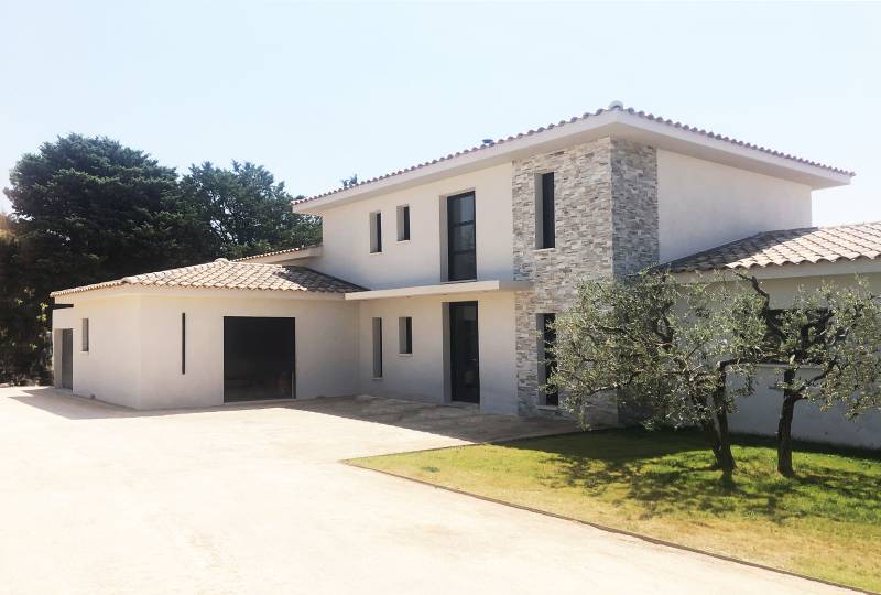 Constructeur de villa contemporaine dans les bouches du Rhône